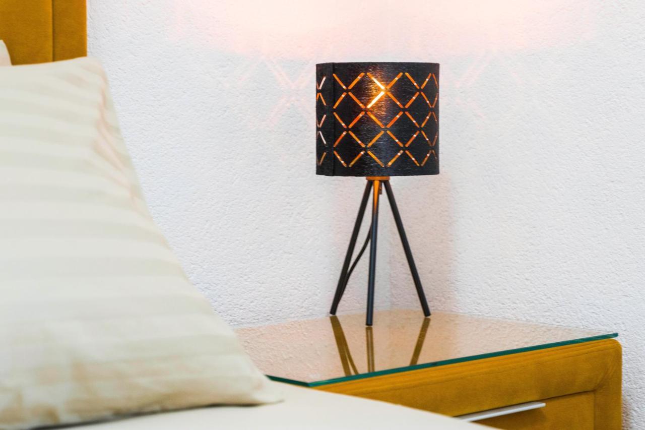 Apartment Alice Central Luxe Split Bagian luar foto