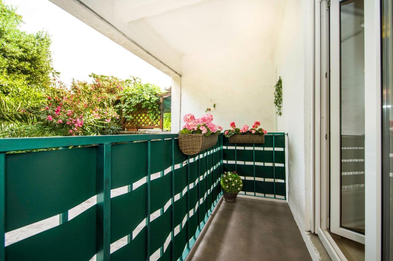 Apartment Alice Central Luxe Split Bagian luar foto