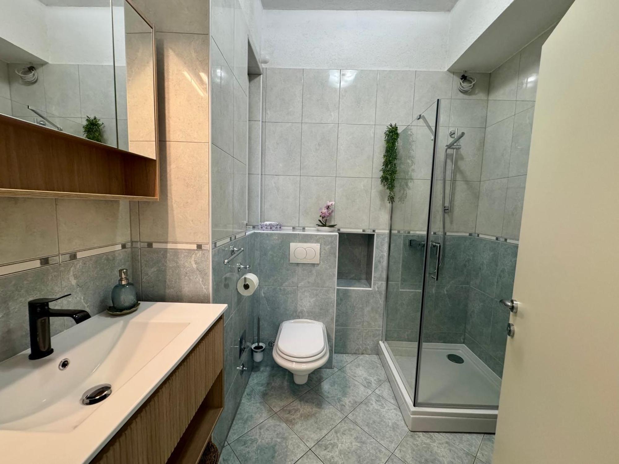 Apartment Alice Central Luxe Split Bagian luar foto